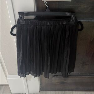 The Children's Place Black Pleated Mini Skirt(Ships from OR)